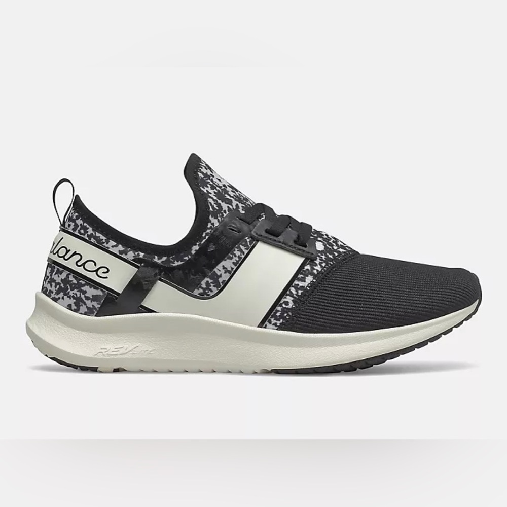 New Balance shoes NWT
